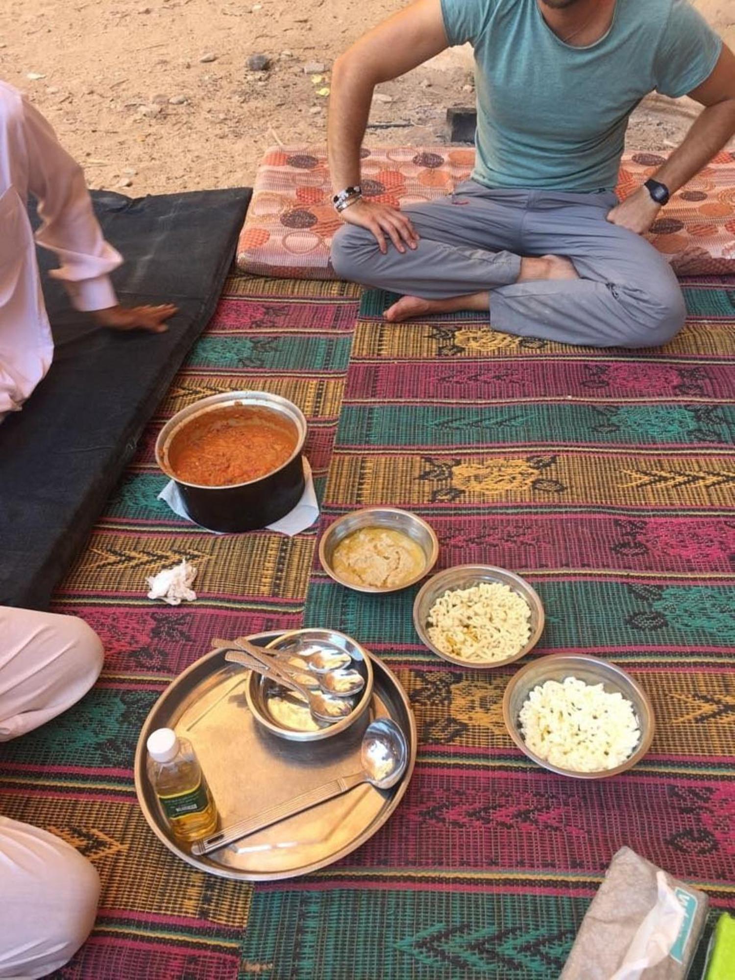 Authentic Bedouin Camp Wadi Rum Extérieur photo